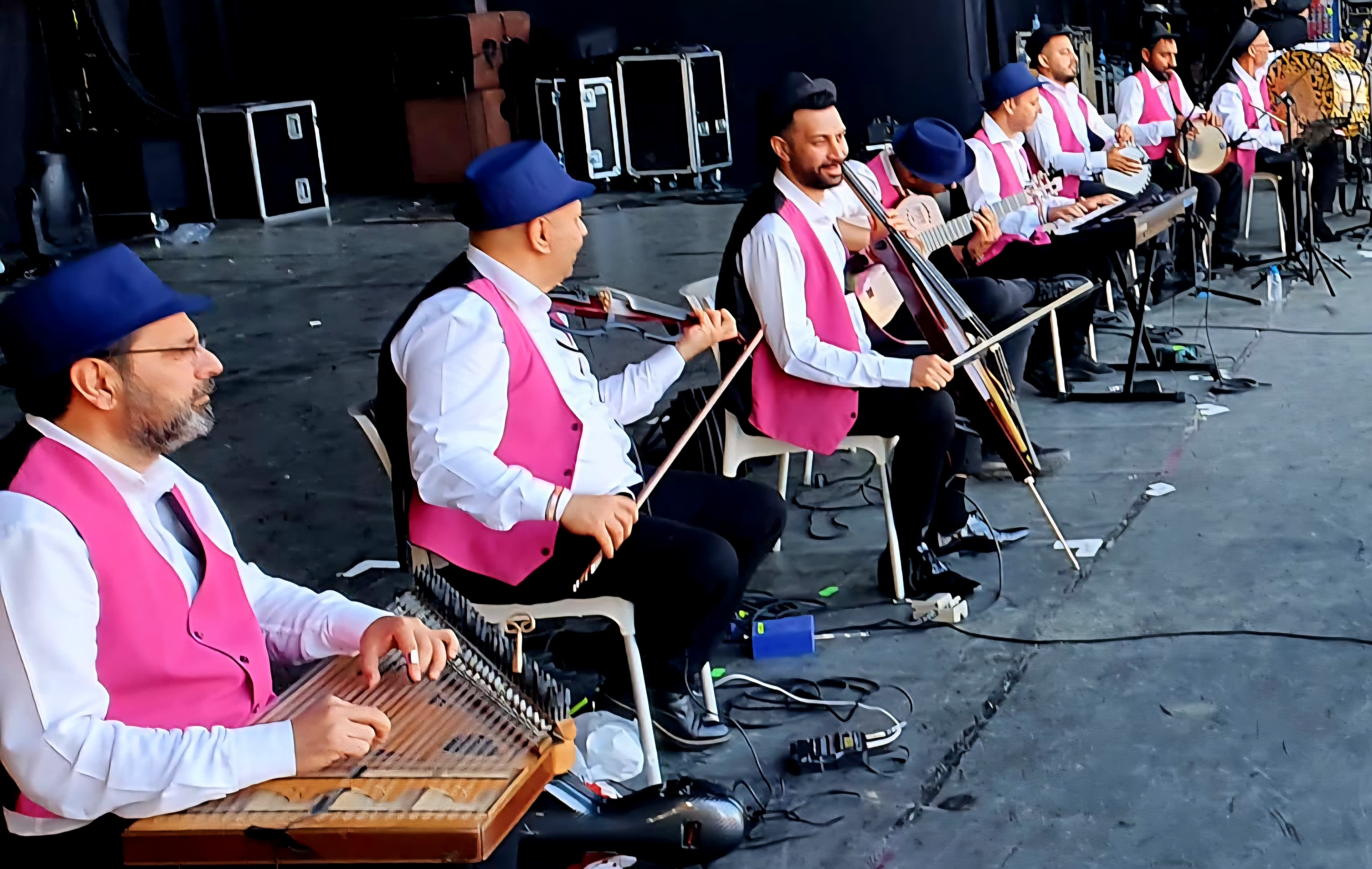 Ahırkapı Roman Orkestrası